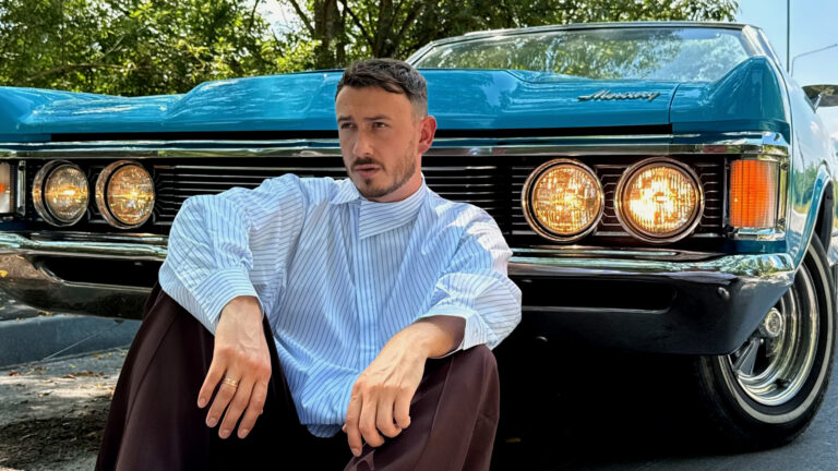 Ivan NAVI випустив новий трек «Ніби в небі»: пісня про кохання на відстані та літню ностальгію